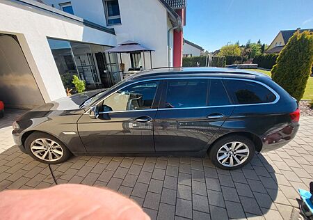 BMW 520d Touring A -