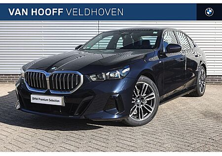BMW 520i 520 5 Serie M Sport automatik / Panoramadak