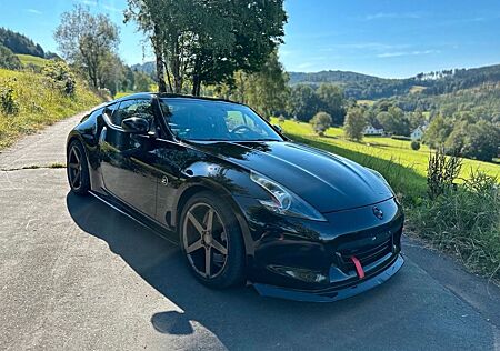 Nissan 370Z Pack - 350ps - Sommerfahrzeug