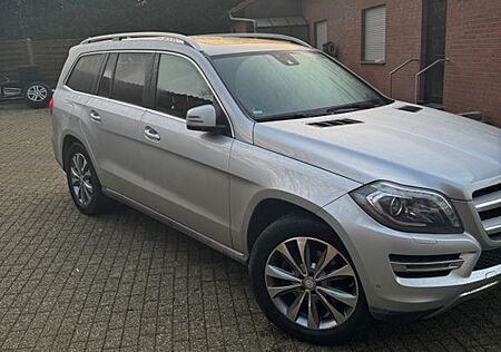 Mercedes-Benz GL 350 BlueTEC 4MATIC
