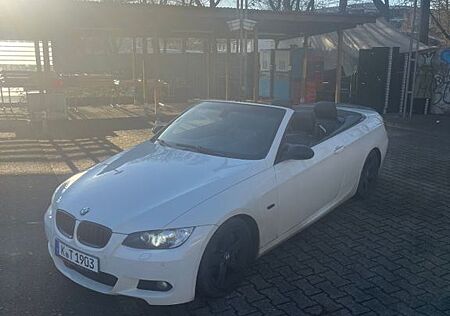 BMW 330i Cabrio - M Packet