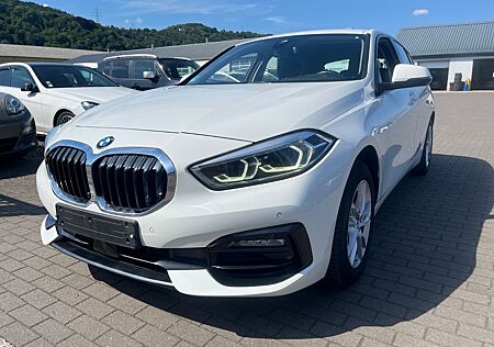 BMW 118 Baureihe 1 Lim. i Sport Line