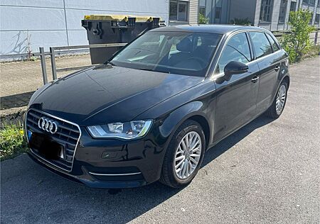 Audi A3 2.0 TDI Sportback EURO6 NAVI EINPARKHILFE