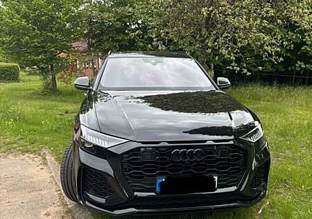 Audi RS Q8 RSQ8 TFSI quattro tiptronic -