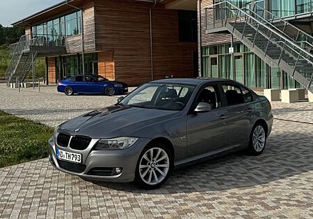 BMW 318i - TÜV Neu - Reifen Neu