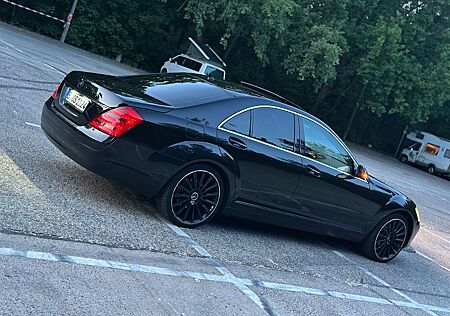 Mercedes-Benz S 350 -