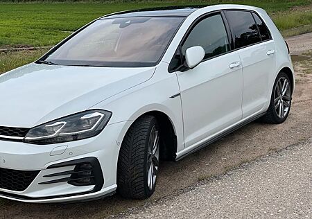 VW Golf Volkswagen 2.0 TDI DSG GTD mit AHK und Top Ausstattung