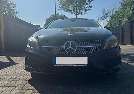 Mercedes-Benz A 180 CDI AMG Line AMG Line