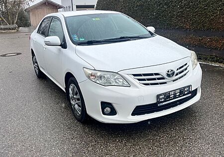 Toyota Corolla 1.6 Benzin Limo
