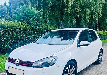 VW Golf Volkswagen TÜV 4/2027