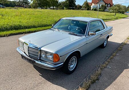 Mercedes-Benz 230 C 123 Automatik Klima Alu H-Zulassung