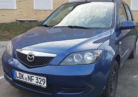 Mazda 2 2er MIT neu TÜV