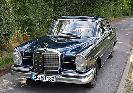 Mercedes-Benz 230 gebraucht kaufen Mercedes-Benz 230