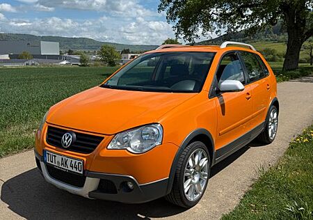 VW Polo Volkswagen Cross 1.4 - Sehr gepfelgt