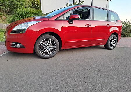 Peugeot 5008 1.6 Premium 155 THP Premium