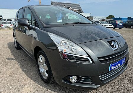 Peugeot 5008 Family 1.6 Panorama*Klima*7 Sitzer*DVD DISP