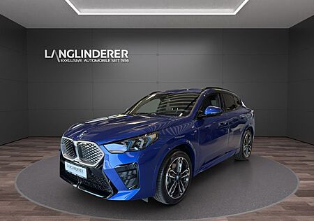 BMW iX2 xDrive 30 M-Sport NP 68.929,- HUD WirelessCh