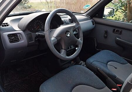 Nissan Micra 1.2 visia 48kW visia
