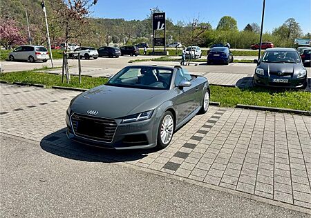 Audi TTS Roadster 2.0 TFSI S tronic quattro