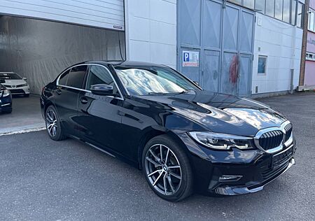 BMW 330i Luxury Sport Sitze Leder Cockpit Digital