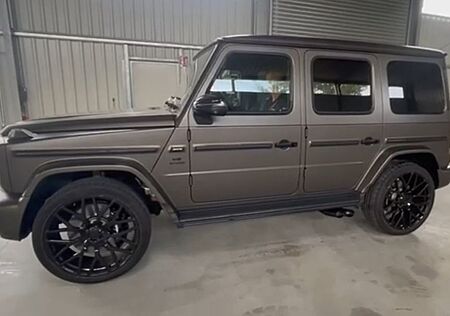 Mercedes-Benz G 63 AMG mit BRABUS 700 *Facelift* VOLL