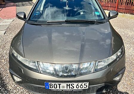 Honda Civic 1.8 | Viele Neuteile | Apple Car & Sterne
