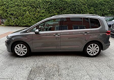 VW Touran Volkswagen 2.0 TDI Highline *7-Sitzer*Panorama*AHK*
