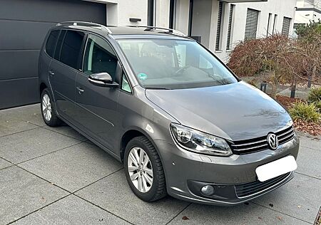 VW Touran Volkswagen 1.2 TSI Style 45000KM