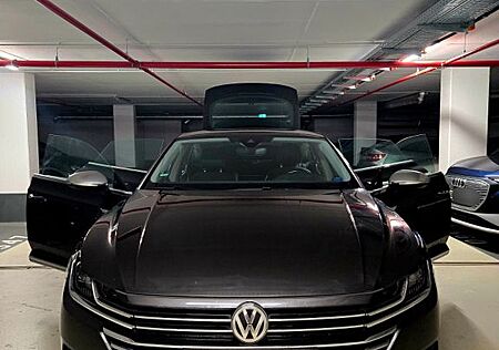 VW Arteon Volkswagen 2.0 TSI OPF DSG Elegance Elegance