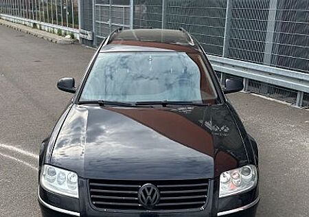 VW Passat Volkswagen 2.5 V6 TDI 4motion Highline Highline