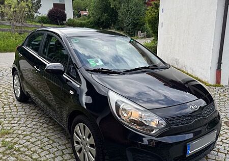 Kia Rio 1.1 CRDi Attract Attract