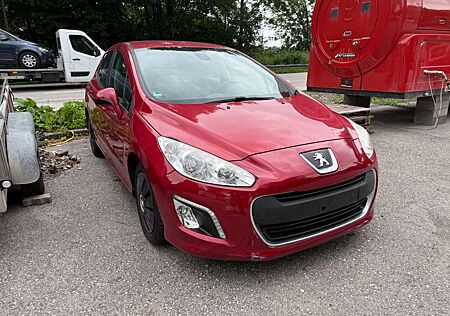 Peugeot 308 Platinum HDi FAP 110 EGS6 Platinum
