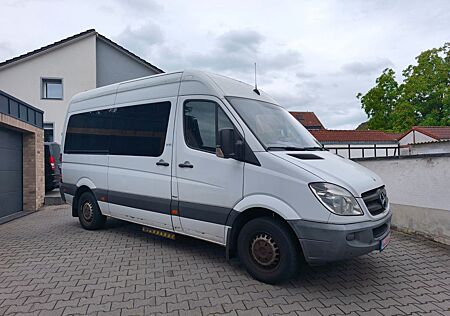 Mercedes-Benz Sprinter 310 CDI L2H2 9 Sitze,El. Rollstuhllift