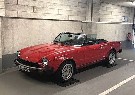 Fiat 124 Spider