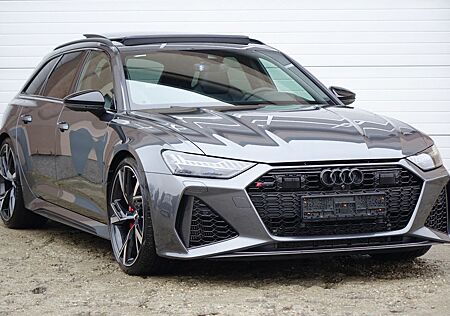 Audi RS6 RS64.0TFSIquattro*CERAMIC*B&O*CARBON*360*PANO*
