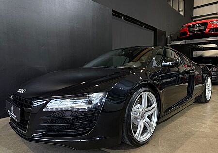 Audi R8 Coupe 4.2 FSI quattro CARBON/SERVICE NEU