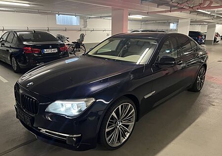 BMW 730d - 12/2013 - 170.000KM