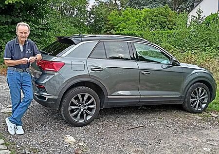 VW T-Roc Volkswagen 1.5 TSI ACT OPF DSG - tip-top € 18.900,-