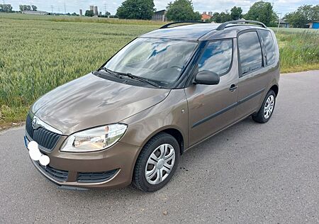 Skoda Roomster 1.2l TSI 63kW Active Plus Edition A...