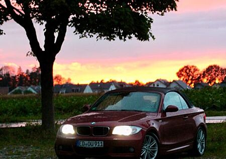 BMW 118i Cabrio in Top-Zustand