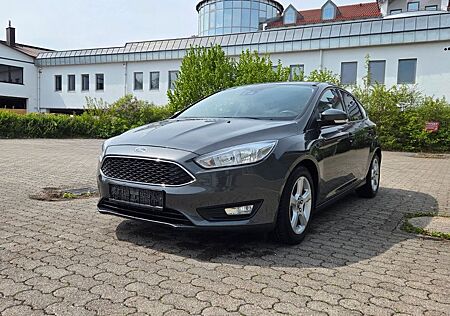 Ford Focus 1,0 EcoBoost Business Edition Bus...