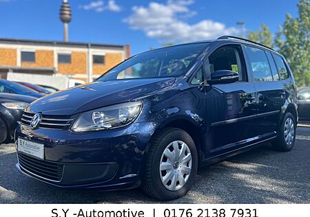 VW Touran Volkswagen 1.6 TDI /Klima/Scheckheft/AHK/MFL/TÜV