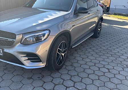 Mercedes-Benz GLC 43 AMG Mercedes-AMG GLC 43 4MATIC Autom....