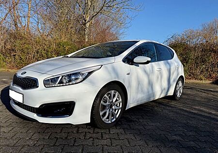 Kia Cee'd / Ceed 1.6 GDI Dream-Team Edition Drea...