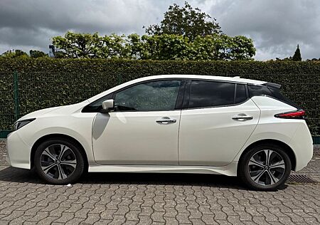 Nissan Leaf N-CONNECTA Winterpaket 40KWH