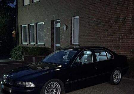 BMW 523i E39