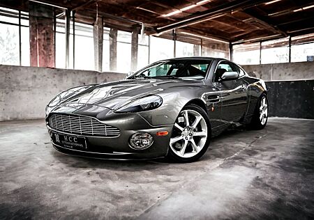 Aston Martin Vanquish V12 1.Hand Sammler-Zustand + Garantie