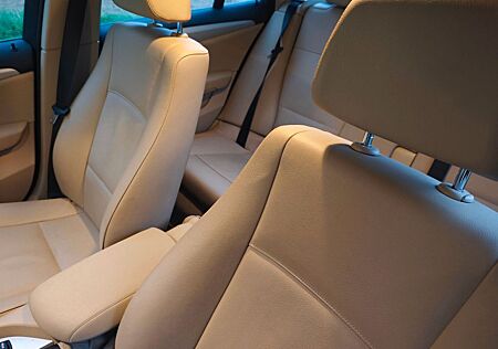 BMW X1 gebraucht kaufen BMW X1 xDrive18d xLine xLine