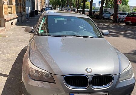 BMW 520d Navi*SHZ*Leder*Schiebedach*Insp. Neu