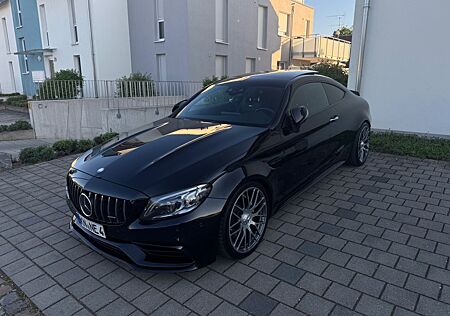 Mercedes-Benz C 63 AMG / 360° / Klappensteuer / TOP gepflegt
